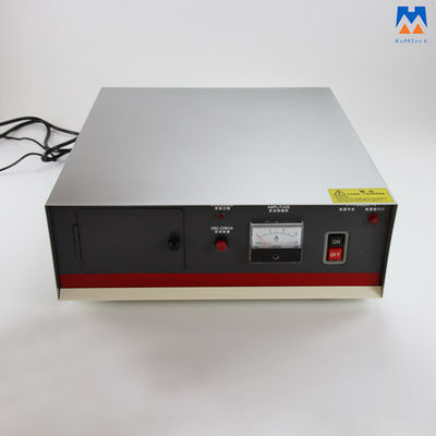 Ultraschallgenerator 15KHz 2600W für Kunstfasergewebe-Schweißens-Stromversorgung
