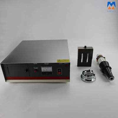 Ultraschallschweißgerät 2.6KW mit Generator-Wandler und Horn
