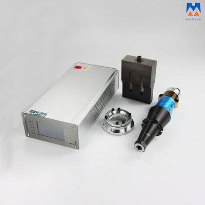 Ultraschallschweißens-Satz 15KHz 2600W mit Generator-Wandler und Horn PLC Digital